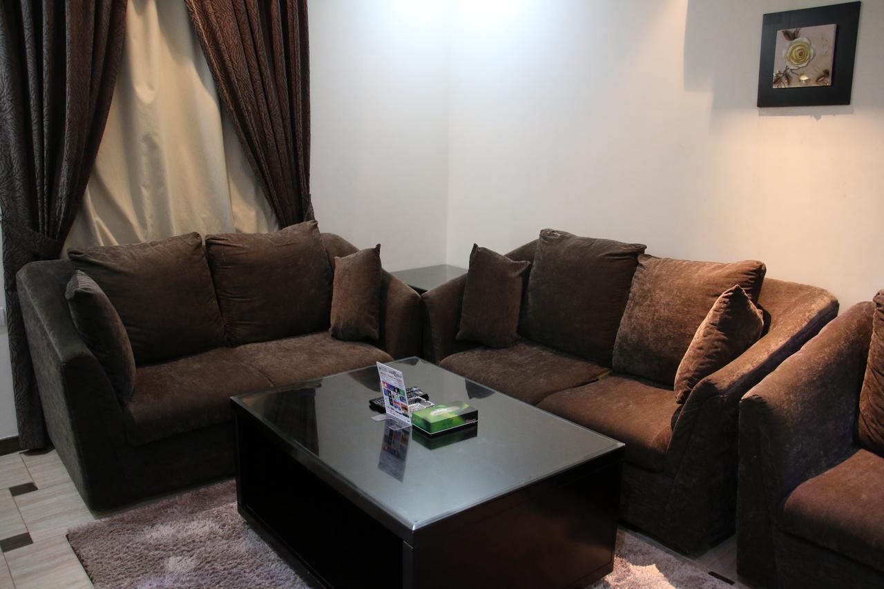 Dorar Darea Serviced Apartments - Al Malqa Riyad Extérieur photo
